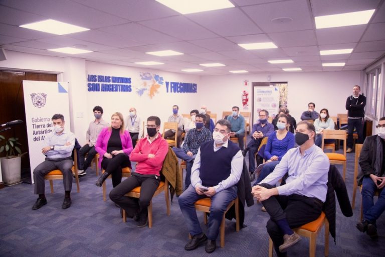 El equipo de Terapia Intensiva del HRU compartió su experiencia en el tratamiento de pacientes con covid-19