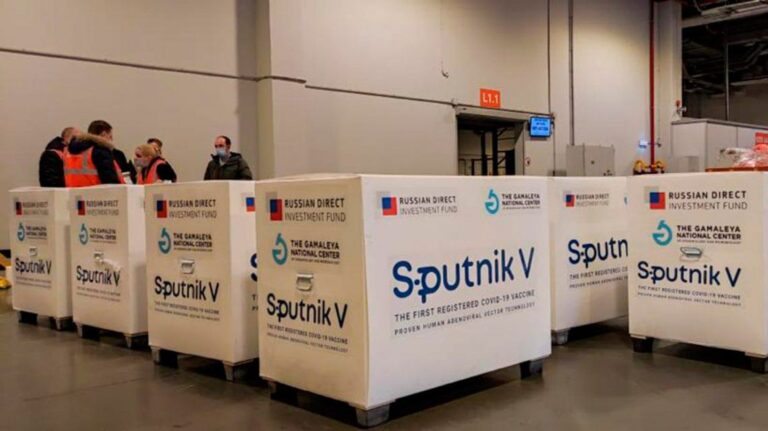 Campaña de vacunación contra el Covid19: Tierra del Fuego recibirá 1300 dosis de la vacuna Sputnik V