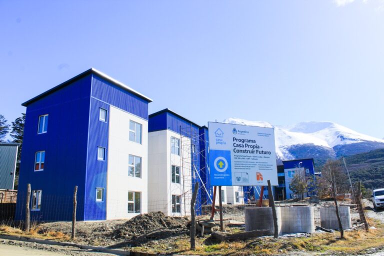EL IPyH AVANZA CON LA CONSTRUCCIÓN DE 500 VIVIENDAS EN LA PROVINCIA A TRAVÉS DEL PROGRAMA CASA PROPIA