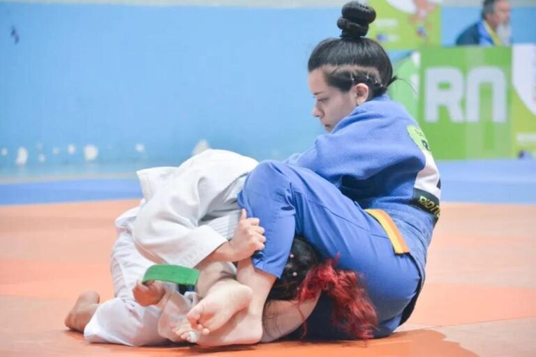 JUEGOS BINACIONALES DE ARAUCANÍA: SE SUMAN TRES MEDALLAS DE ORO PARA EL JUDO Y MÁS MEDALLAS PARA EL ATLETISMO FUEGUINO