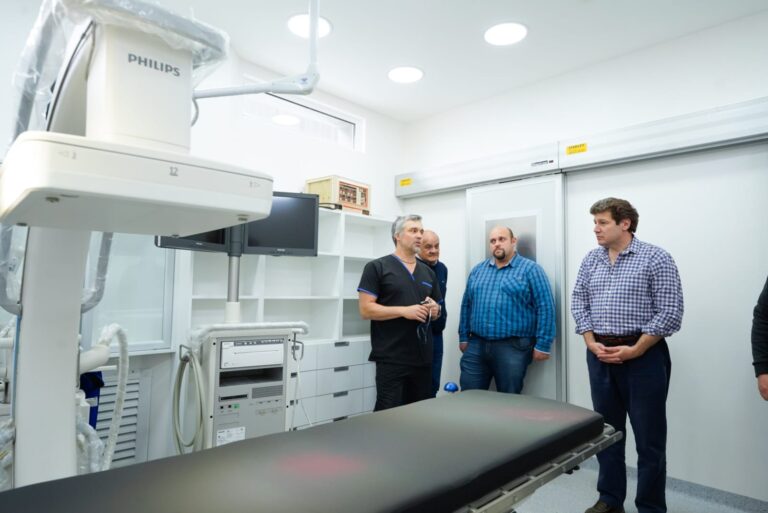 SE PUSO EN MARCHA EL NUEVO SERVICIO DE HEMODINAMIA DEL HRRG: “ES UN GRAN PROGRESO EN LA SALUD PÚBLICA”