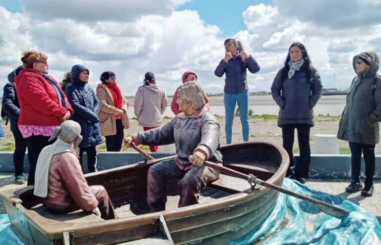 ADULTOS Y ADULTAS MAYORES DISFRUTAN DE RÍO GRANDE Y SUS DISTINTOS ESPACIOS