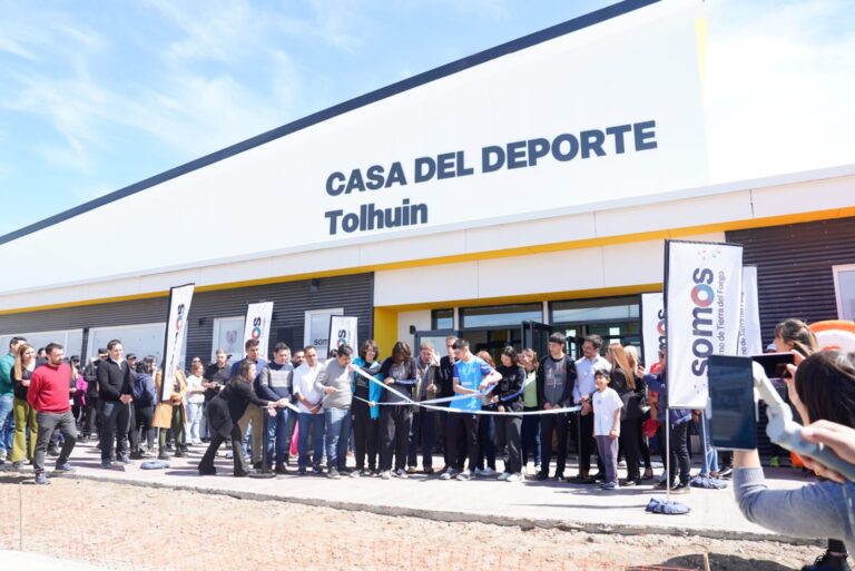 “ESTA INAUGURACIÓN HABLA DE LA IMPORTANCIA QUE ESTA GESTIÓN DA AL DEPORTE”