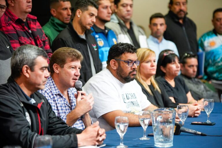 “VIENEN TIEMPOS MUY DUROS EN ARGENTINA Y NO PODEMOS QUEDARNOS CALLADOS ANTE ESA SITUACIÓN”