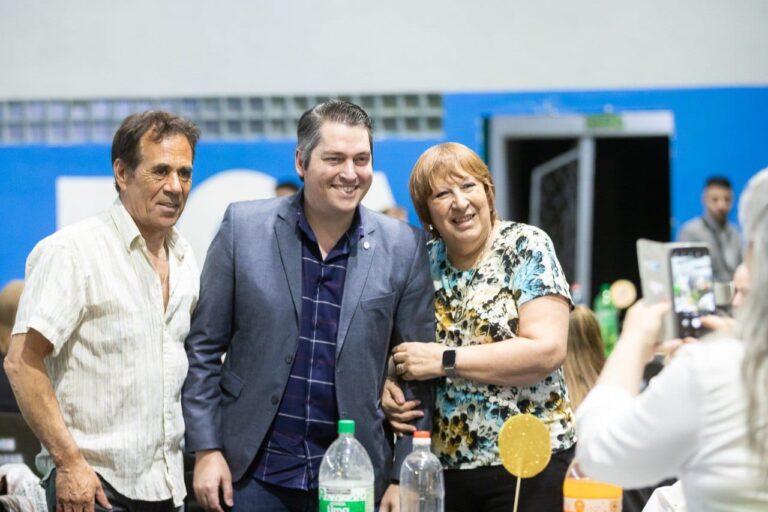 EL INTENDENTE PEREZ CONFIRMÓ EL PAGO DE BONO EXTRAORDINARIO PARA JUBILADOS MUNICIPALES