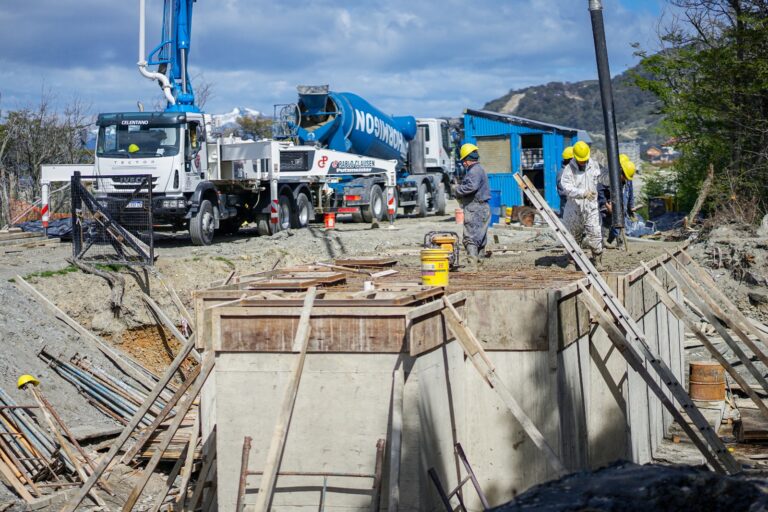 “EN LA PROVINCIA ESTAMOS ANTE LA PARALIZACIÓN DE CERCA DE 30 OBRAS QUE ESTABAN EN EJECUCIÓN CON FONDOS DE NACIÓN”